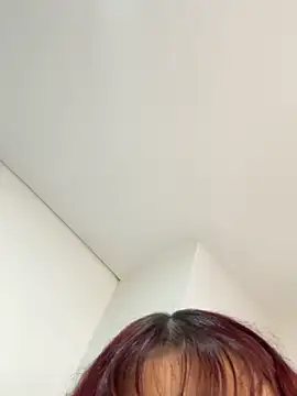 Snapshot of Ivelleee_ chatting on 3, 2, 2026 Ivelleee online show from 3, 2, 2026