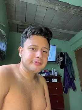 Snapshot of Mr_brian03 chatting on 7, 11, 2025 Mr brian03 online show from 7, 11, 2025