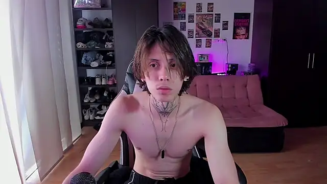 Snapshot of xIce_Boy chatting on 18, 4, 2026 xIce Boy online show from 18, 4, 2026