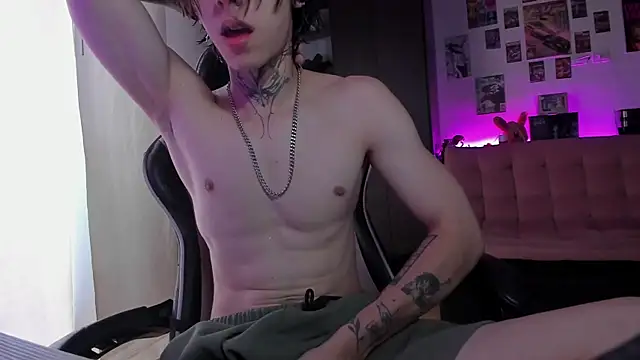 Snapshot of xIce_Boy chatting on 7, 5, 2026 xIce Boy online show from 7, 5, 2026