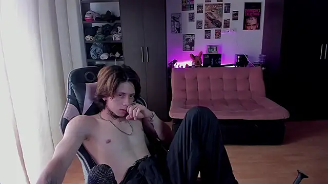 Snapshot of xIce_Boy chatting on 11, 5, 2026 xIce Boy online show from 11, 5, 2026