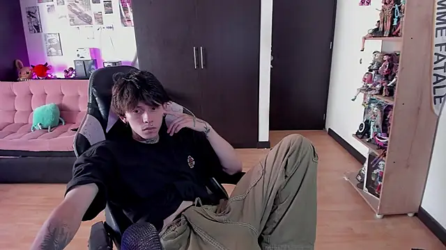 Snapshot of xIce_Boy chatting on 1, 6, 2026 xIce Boy online show from 1, 6, 2026