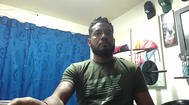 BladeFoxxx1 online show from 12, 3, 2025