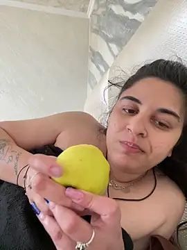 Veramaia online show from 29, 4, 2026