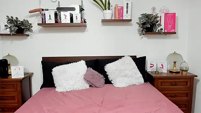 HaleyReedme online show from 10, 9, 2025