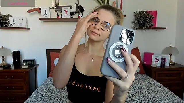 HaleyReedme online show from 9, 10, 2025