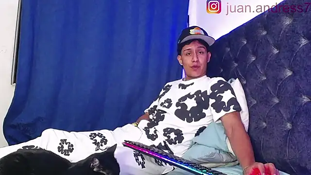 Stone grey1  online show from 18, 11, 2025