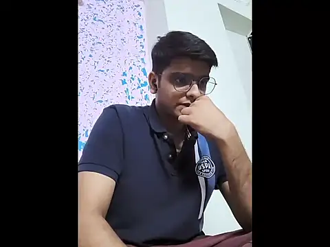 Snapshot of sutfvkii chatting on 23, 10, 2025 sutfvkii online show from 23, 10, 2025