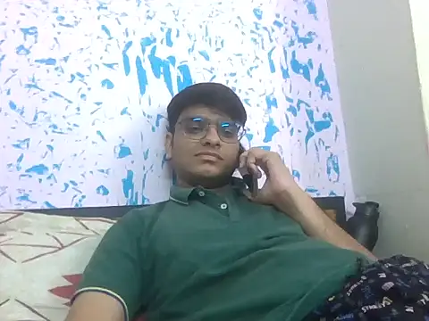 Snapshot of sutfvkii chatting on 10, 3, 2026 sutfvkii online show from 10, 3, 2026