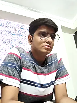 Snapshot of sutfvkii chatting on 14, 4, 2026 sutfvkii online show from 14, 4, 2026