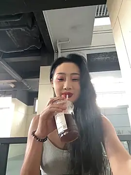 linger-23 online show from 7, 10, 2025