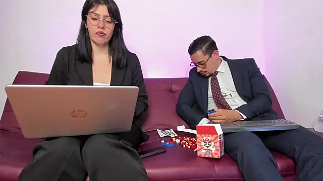 pleasurecompany3 online show from 25, 9, 2025