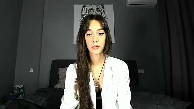 Elli Lourence online show from 12, 3, 2025