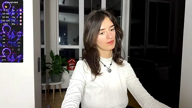 Snapshot of TwinTemptations chatting on 4, 2, 2026 TwinTemptations online show from 4, 2, 2026