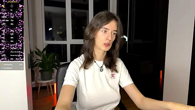 Snapshot of TwinTemptations chatting on 21, 2, 2026 TwinTemptations online show from 21, 2, 2026