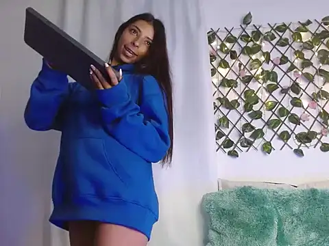 Jasmine Tookens online show from 22, 3, 2025