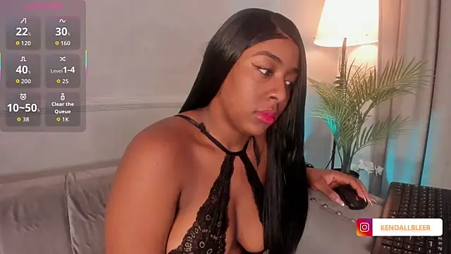 Kendallbleer online show from 20, 10, 2025