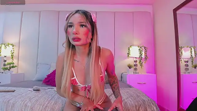 Snapshot of princesssammy2 chatting on 11, 9, 2025 princesssammy2 online show from 11, 9, 2025