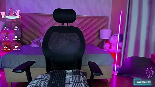 alice kingsley  online show from 13, 12, 2025