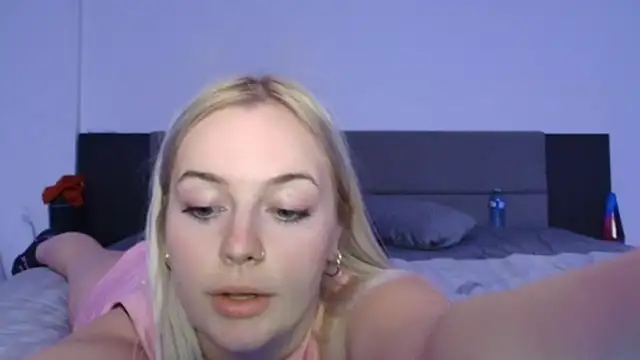 margot robbie7 online show from 10, 9, 2025