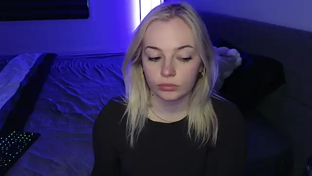 Snapshot of margot_robbie7 chatting on 27, 4, 2026 margot robbie7 online show from 27, 4, 2026