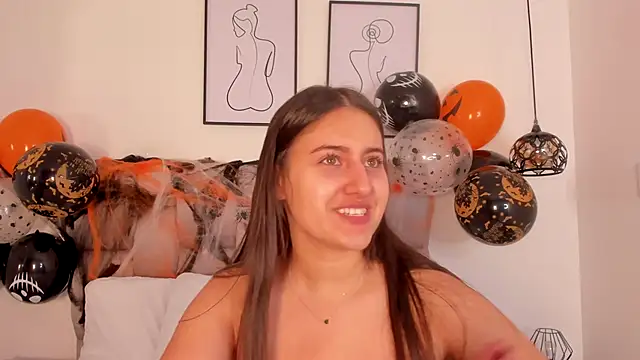 Hanna Evans   online show from 23, 10, 2025