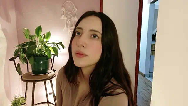 Rebbecawhite meow online show from 19, 5, 2026