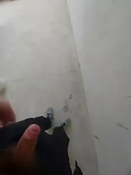 Snapshot of MaksDzubaV chatting on 18, 3, 2025 MaksDzubaV online show from 18, 3, 2025