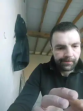 Snapshot of MaksDzubaV chatting on 21, 3, 2025 MaksDzubaV online show from 21, 3, 2025