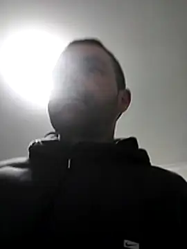 Snapshot of MaksDzubaV chatting on 11, 2, 2026 MaksDzubaV online show from 11, 2, 2026