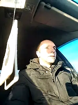 Snapshot of MaksDzubaV chatting on 24, 2, 2026 MaksDzubaV online show from 24, 2, 2026