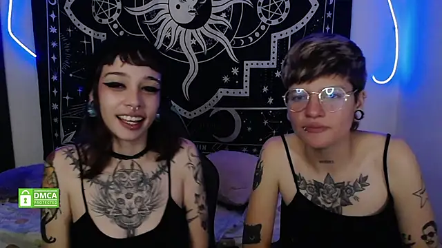 lovelockedlips online show from 20, 3, 2025