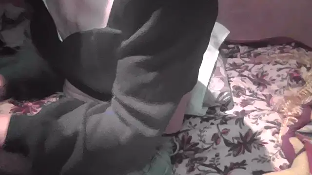 JoaoPinto0 online show from 6, 10, 2025