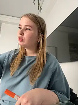 Snapshot of Amy_Sky_ chatting on 22, 3, 2025 Amy Sky online show from 22, 3, 2025