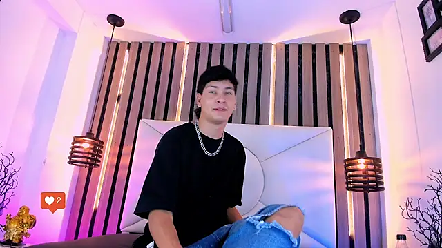 Jhojan twink online show from 11, 11, 2025