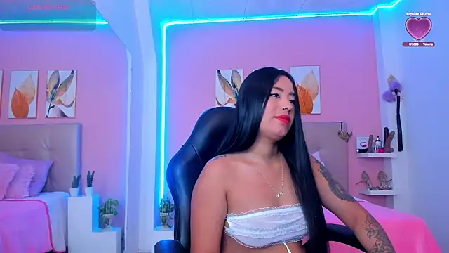 Molly h0t online show from 11, 11, 2025