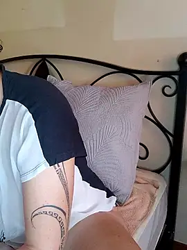 emiliemilf online show from 15, 1, 2026