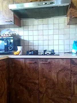 emiliemilf online show from 16, 3, 2026