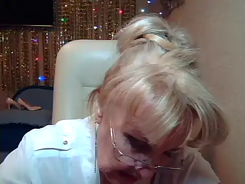 Margo Sweety online show from 4, 10, 2025