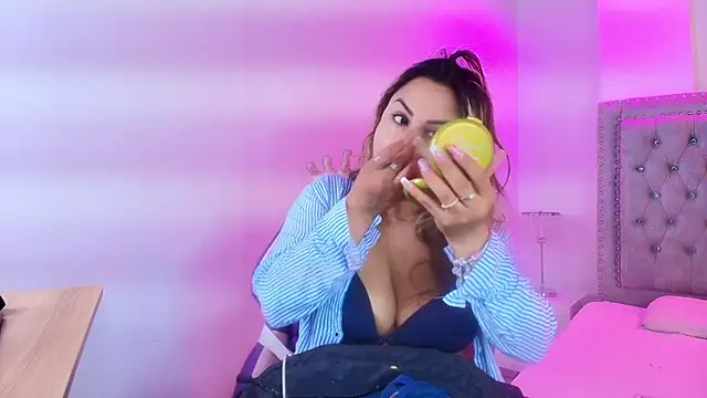 Lia adamsss online show from 16, 5, 2026