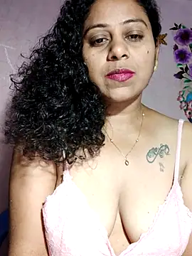 JENNIFERtamil online show from 12, 4, 2026