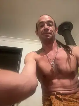 Snapshot of mastertittiefkr chatting on 4, 11, 2025 mastertittiefkr online show from 4, 11, 2025