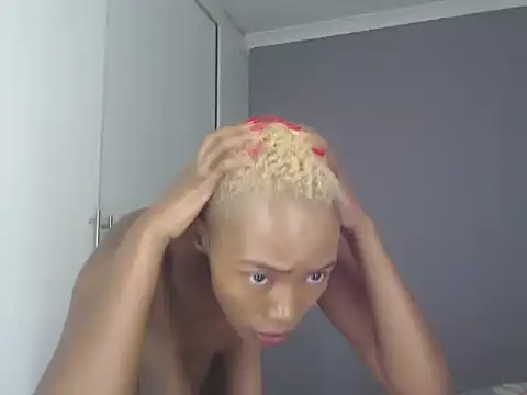 Snapshot of PREGGYGODESS chatting on 25, 2, 2026 PREGGYGODESS online show from 25, 2, 2026