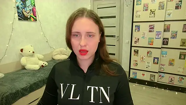 Snapshot of BarbiePieer chatting on 11, 10, 2025 BarbiePieer online show from 11, 10, 2025