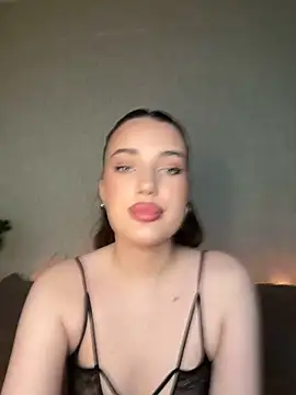 Ariana Sanderss online show from 14, 12, 2025