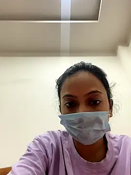 Snapshot of Nia-Stream chatting on 24, 11, 2025 Nia-Stream online show from 24, 11, 2025