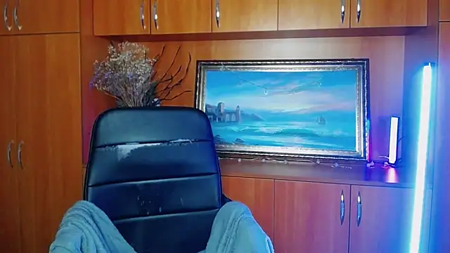 Snapshot of VanessaRey_ chatting on 9, 2, 2026 VanessaRey online show from 9, 2, 2026