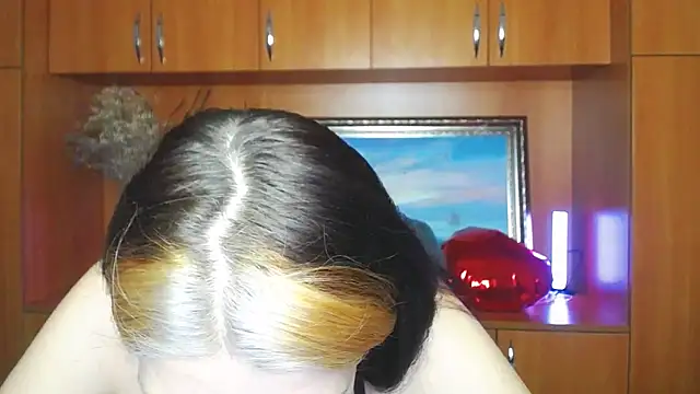 Snapshot of VanessaRey_ chatting on 17, 2, 2026 VanessaRey online show from 17, 2, 2026