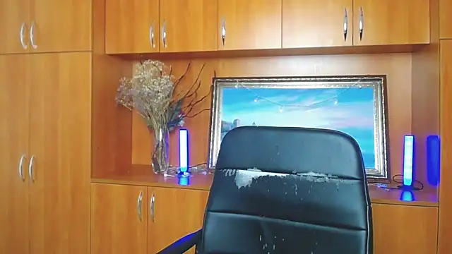 Snapshot of VanessaRey_ chatting on 22, 2, 2026 VanessaRey online show from 22, 2, 2026