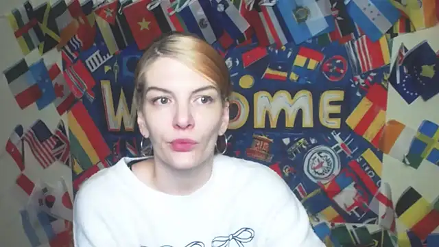 Snapshot of VanessaRey_ chatting on 3, 3, 2026 VanessaRey online show from 3, 3, 2026